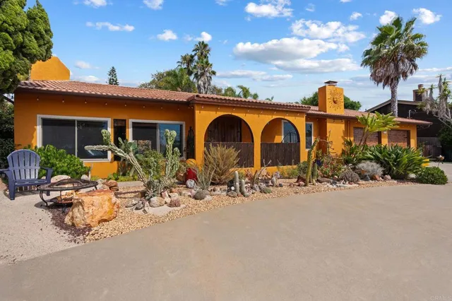 $2,600,000 | 431 Orpheus Avenue, Encinitas, CA 92024