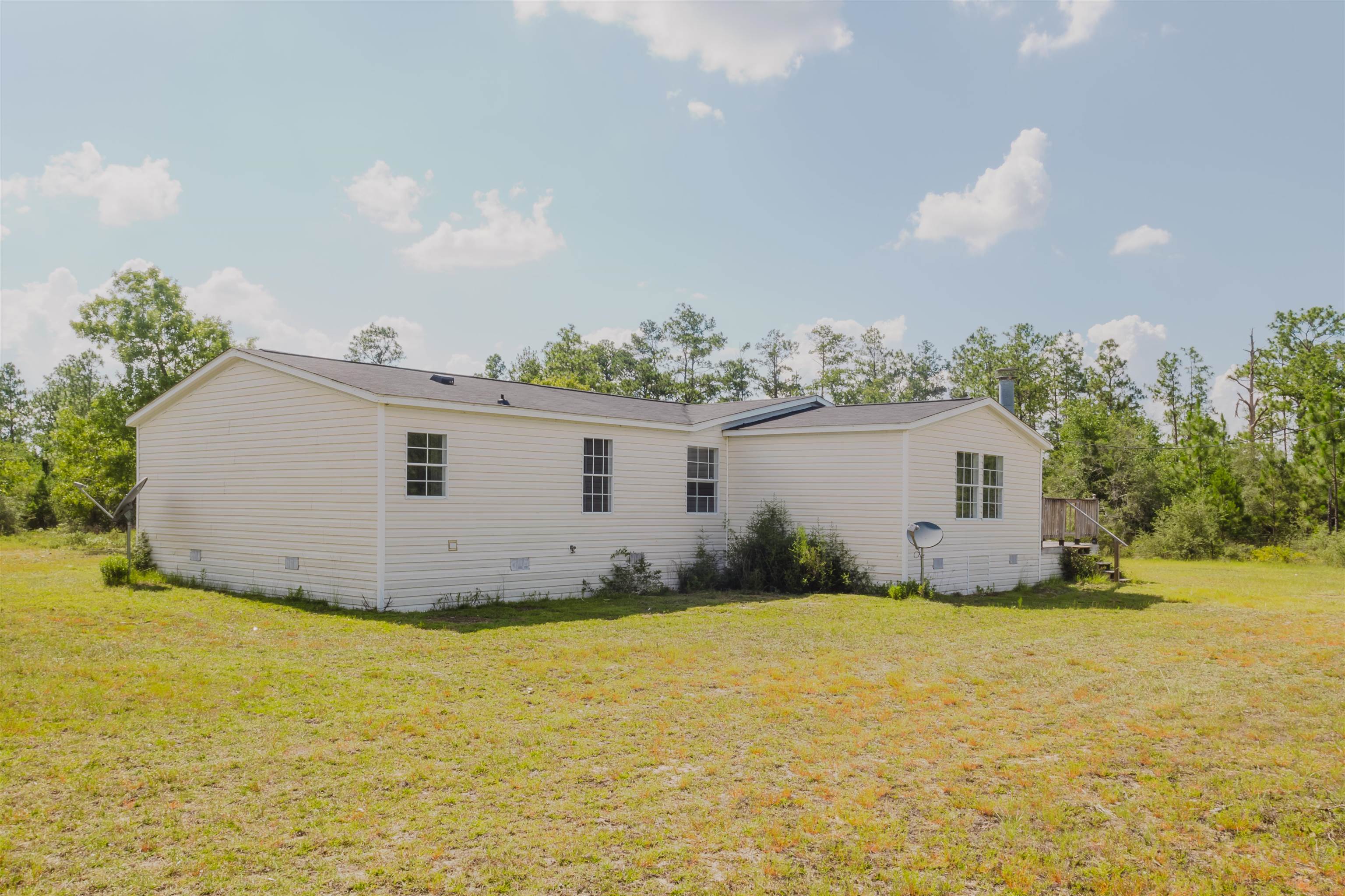 106 Fairview Road Marianna, FL 32448 - Photo 2 of 43 Gallery Image 2
