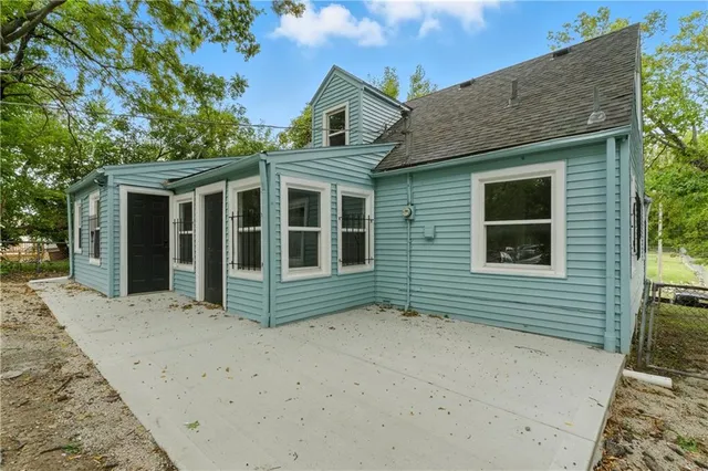 $185,000 | 2602 North 18th Street, Kansas City, KS 66104