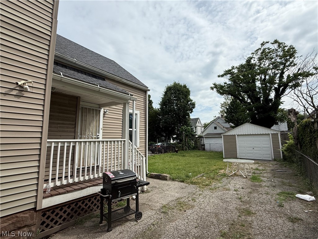 1143 Norwood Road Cleveland, OH 44103 - Photo 4 of 24