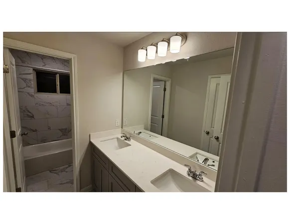 $2,700 | 212 Comet Pointe Drive, Georgetown, TX 78628