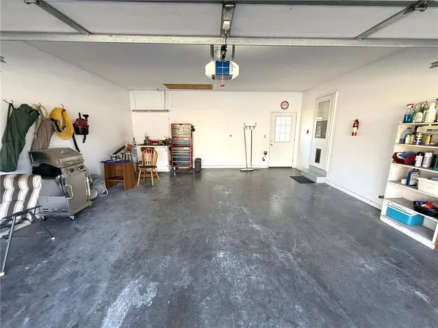 $379,500 | 822 West Edwards Street, Maryville, MO 64468