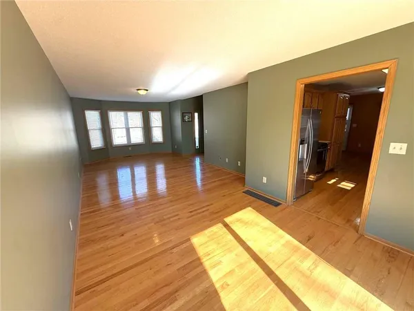 $379,500 | 822 West Edwards Street, Maryville, MO 64468