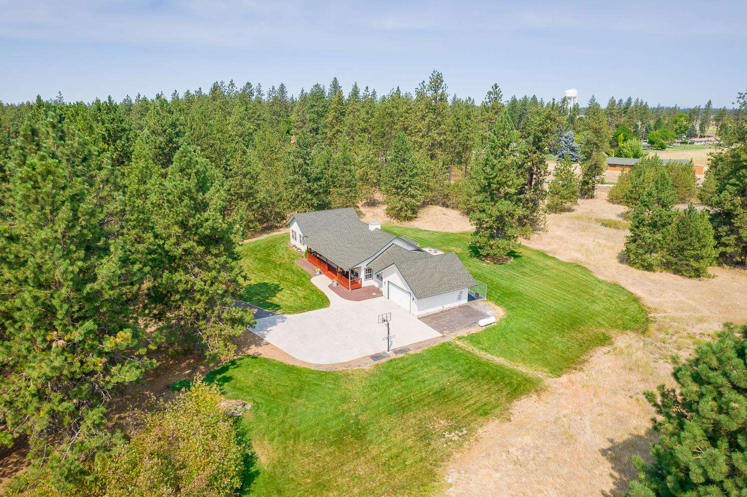 5012 West Matts Lane Spokane, WA 99224 - Photo 3 of 48