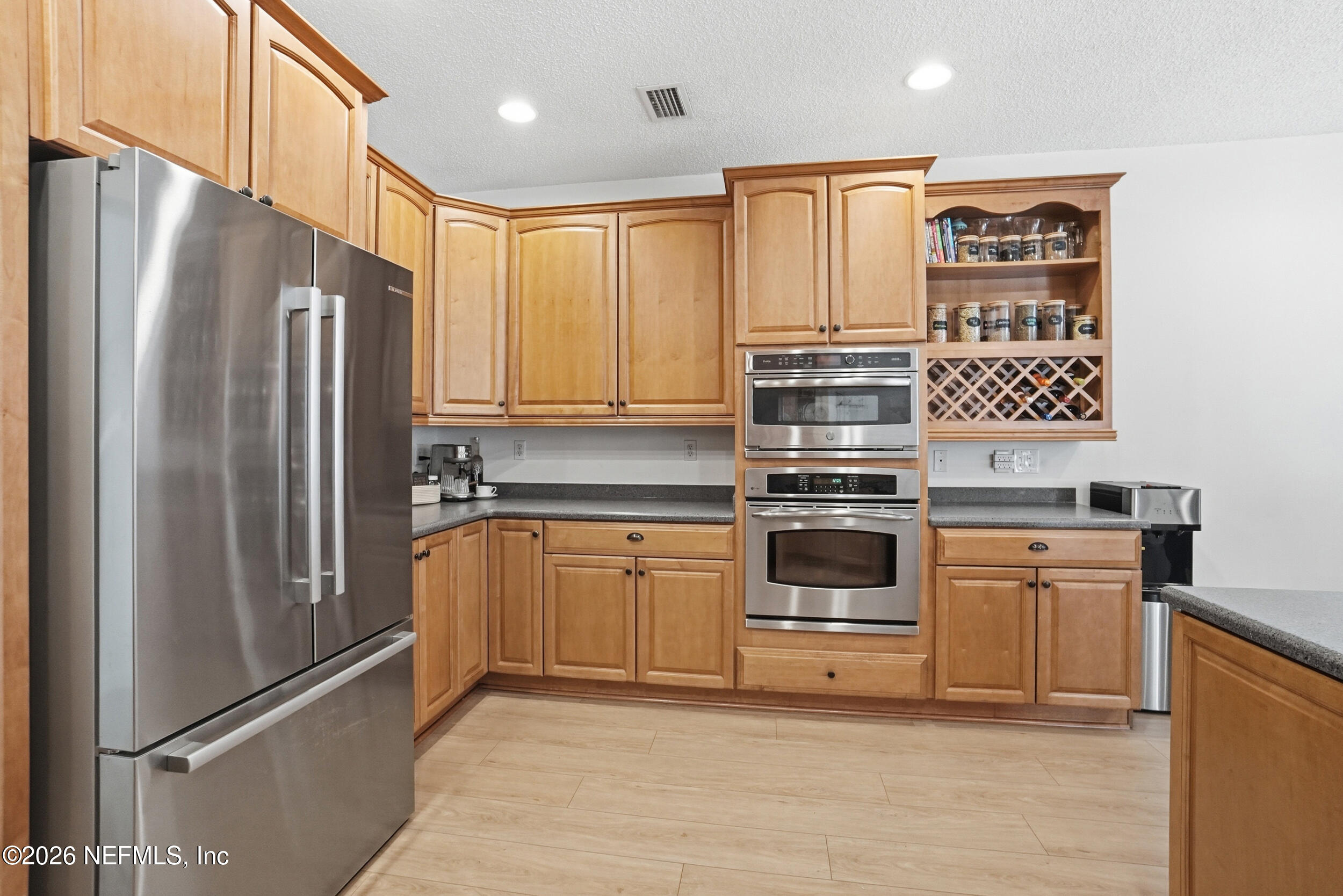 695 Selva Lakes Circle Atlantic Beach, FL 32233 - Photo 10 of 40 Custom Cabinetry