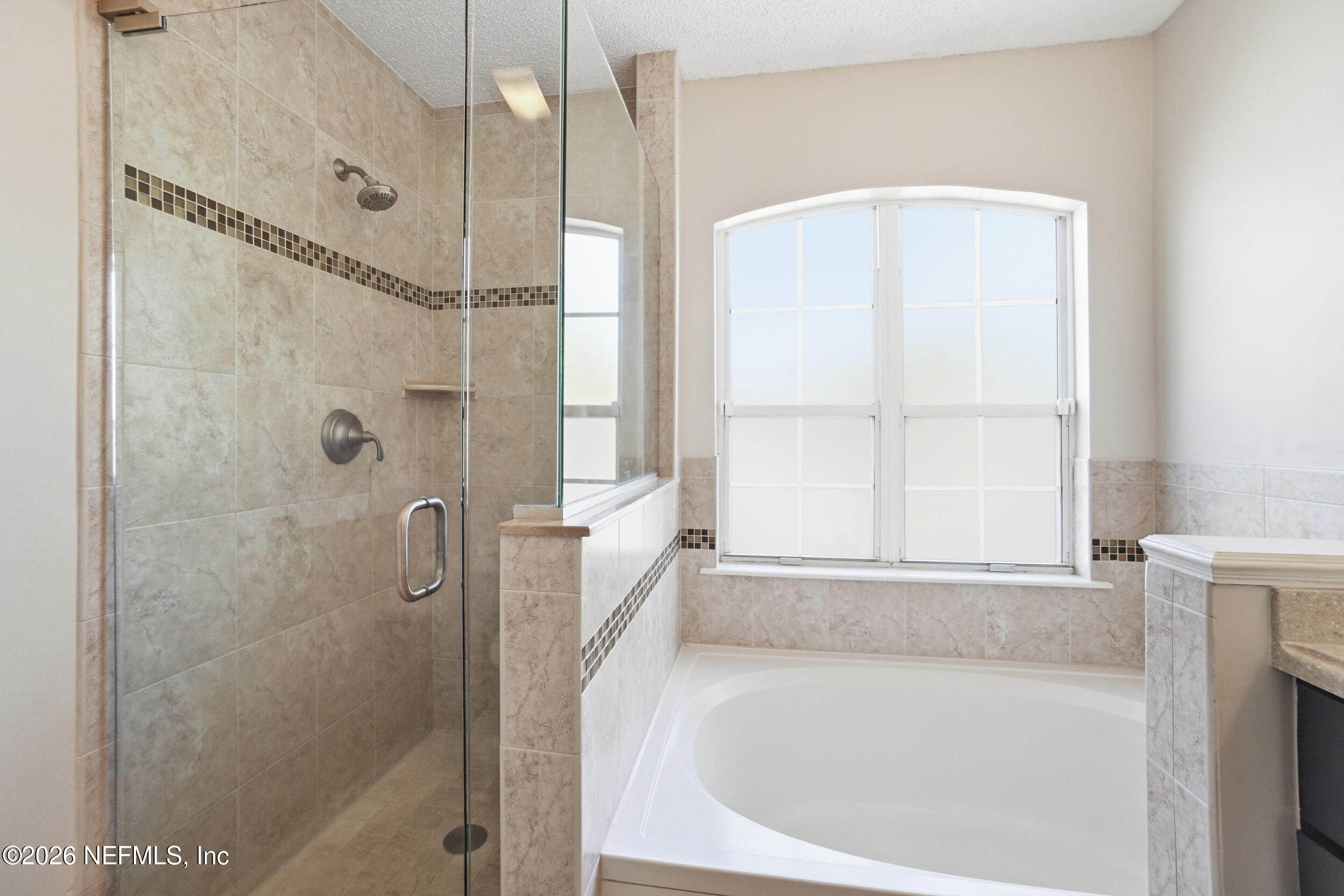 695 Selva Lakes Circle Atlantic Beach, FL 32233 - Photo 16 of 40 Primary Bathroom