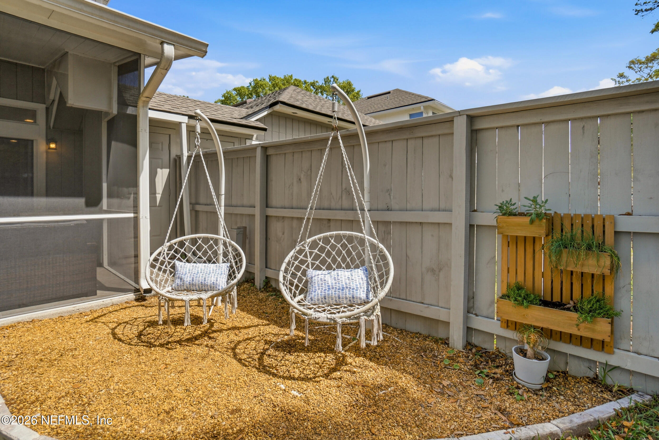 695 Selva Lakes Circle Atlantic Beach, FL 32233 - Photo 26 of 40 Large Backyard