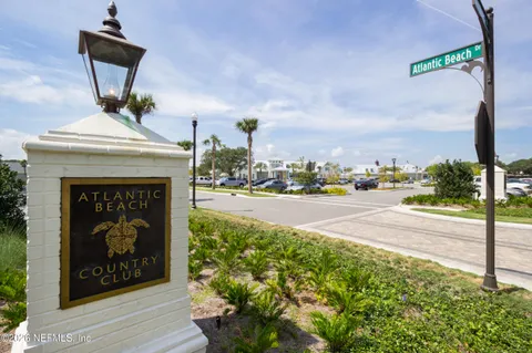 $699,000 | 695 Selva Lakes Circle, Atlantic Beach, FL 32233