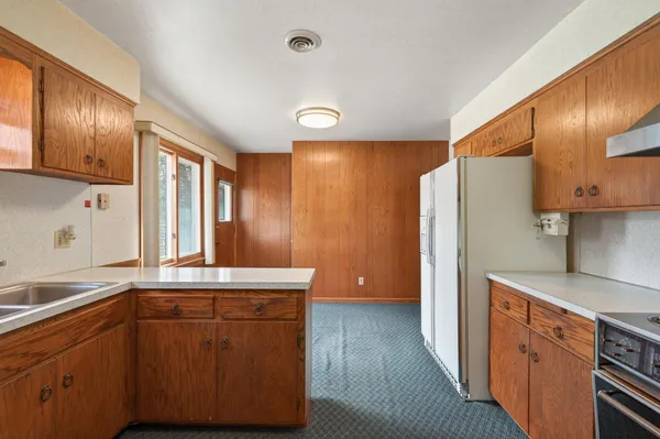 $375,000 | 2850 Pilot Knob Road, Eagan, MN 55121