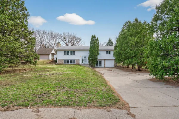 $375,000 | 2850 Pilot Knob Road, Eagan, MN 55121
