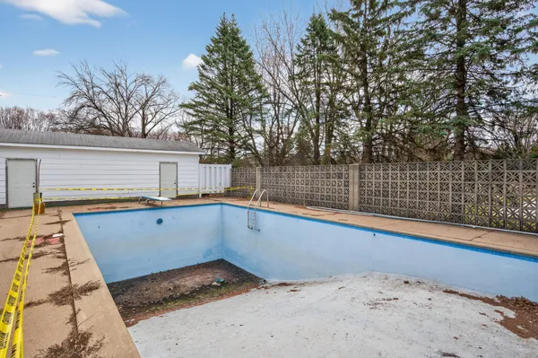 $375,000 | 2850 Pilot Knob Road, Eagan, MN 55121