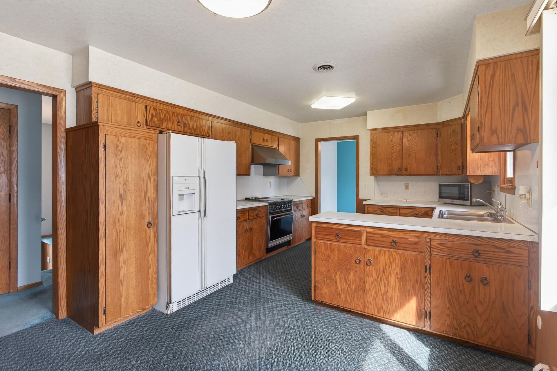 2850 Pilot Knob Road Eagan, MN 55121 - Photo 8 of 44