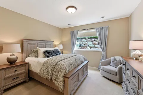 $999,999 | 25 Riley Ridge, Chanhassen, MN 55317