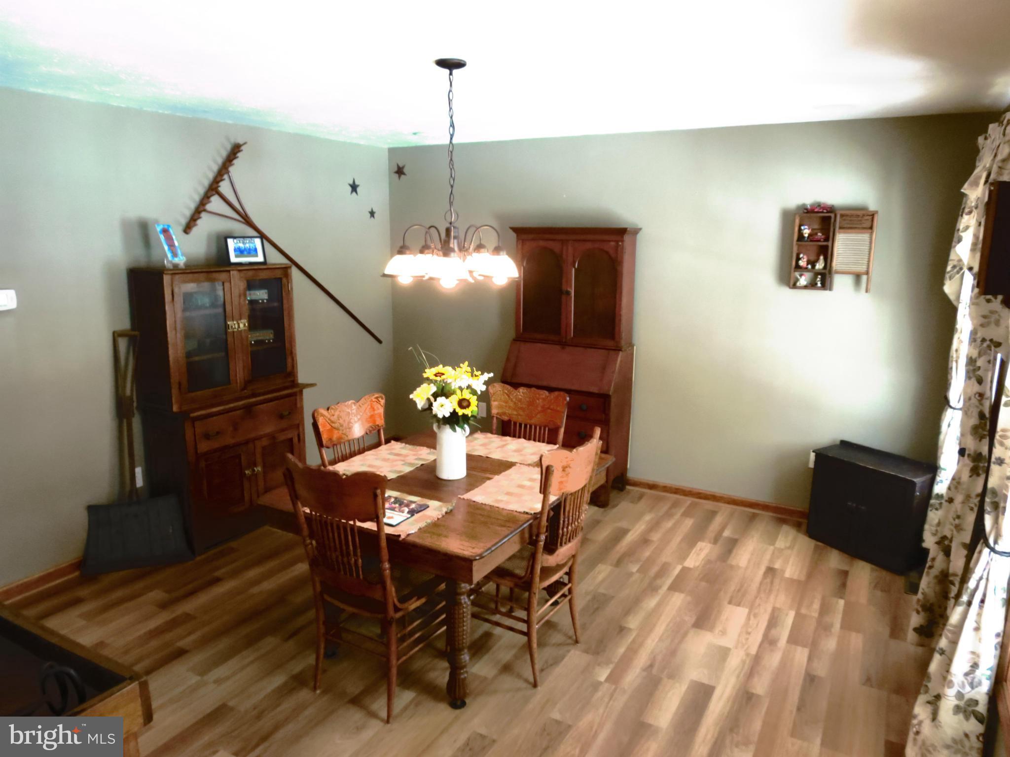 4895 Grave Run Road Manchester, MD 21102 - Photo 16 of 30 Dining Room