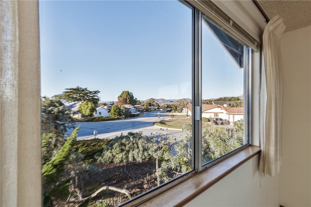 2440 Oak Ridge Drive Los Osos, CA 93402 - Photo 19 of 41