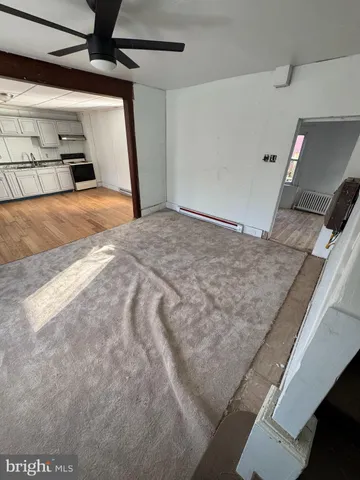 a view of a storage & utility room