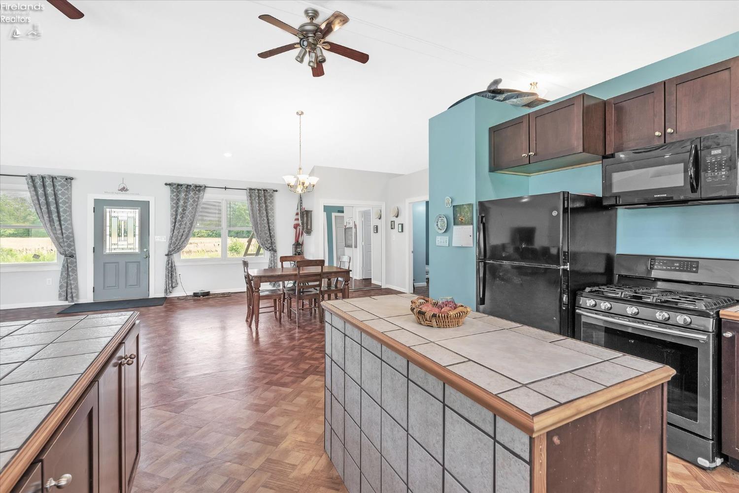 7240 Rankie Road Port Clinton, OH 43452 - Photo 17 of 46 Gallery Image 17
