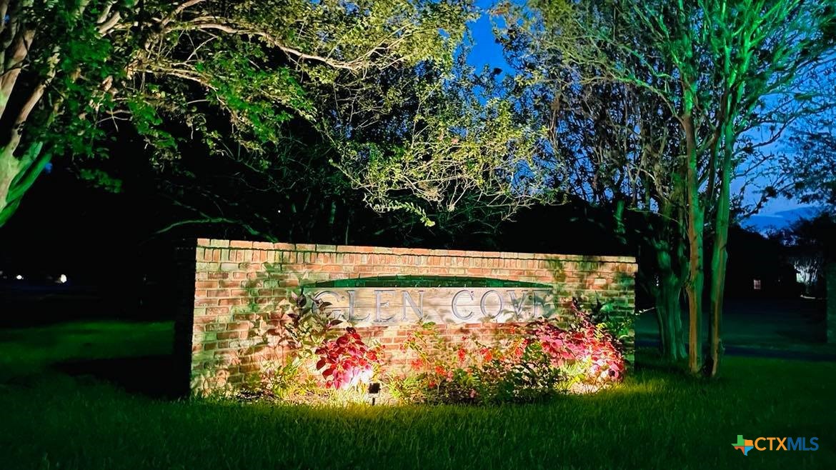 69 Hampton Drive South Seguin, TX 78155 - Photo 2 of 5 a view of swimming pool from a garden