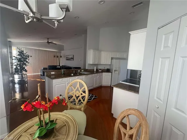 $2,650 | 6255 Wilshire Pines Circle, Unit 1205, Naples, FL 34109