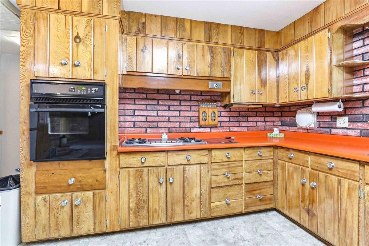 2077 Blackhawk Street Friendship, WI 53934 - Photo 17 of 62