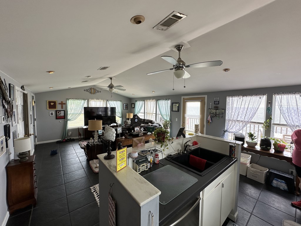 2140 Highway 98 West Carrabelle, FL 32322 - Photo 9 of 48