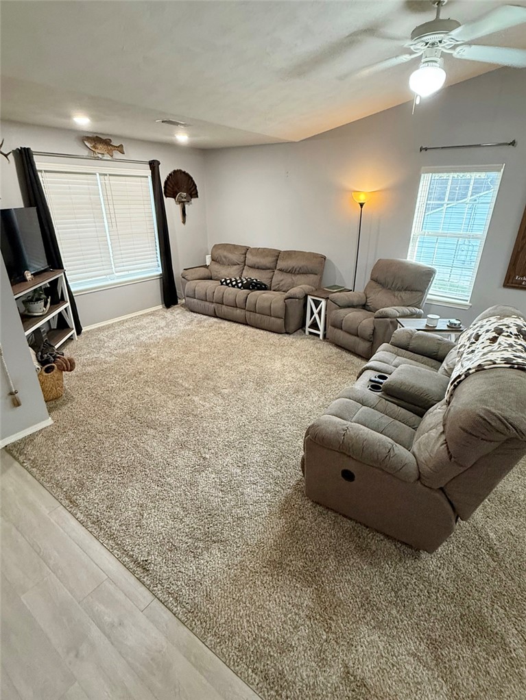1008 Lilly Street Harrison, AR 72601 - Photo 2 of 13 Gallery Image 2