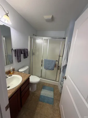 $199,900 | 1241 Oak Grove Place, Decatur, IN 46733