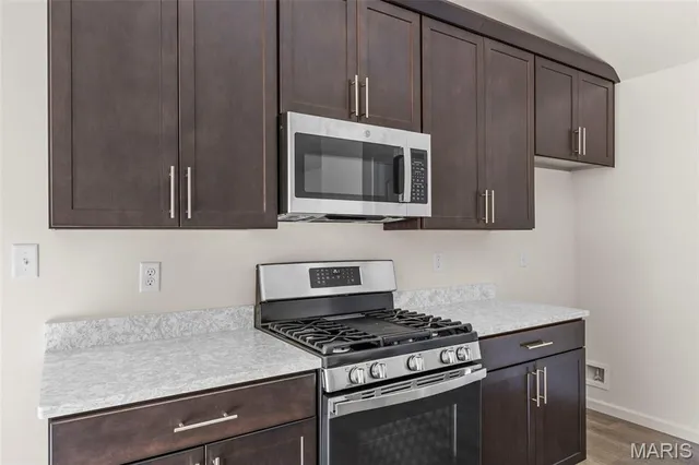 $348,012 | 4247 Bear Rdg Drive, House Springs, MO 63051