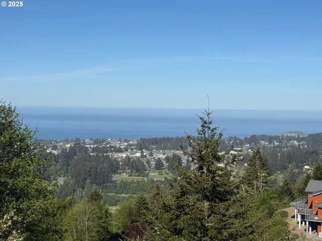 $475,000 | Crown Terrace Road, Unit 1, Brookings, OR 97415