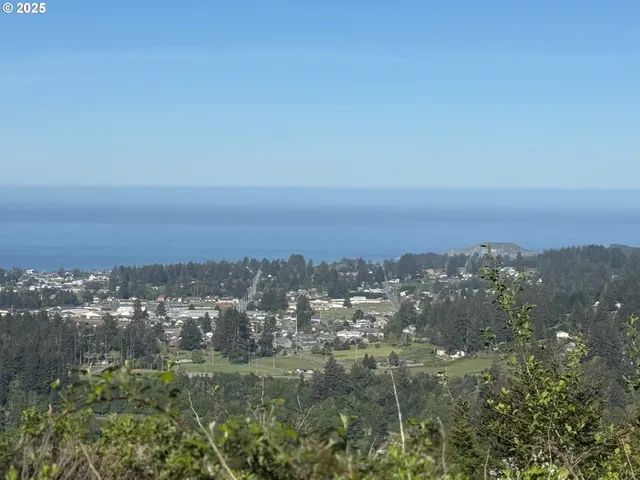 $475,000 | Crown Terrace Road, Unit 1, Brookings, OR 97415