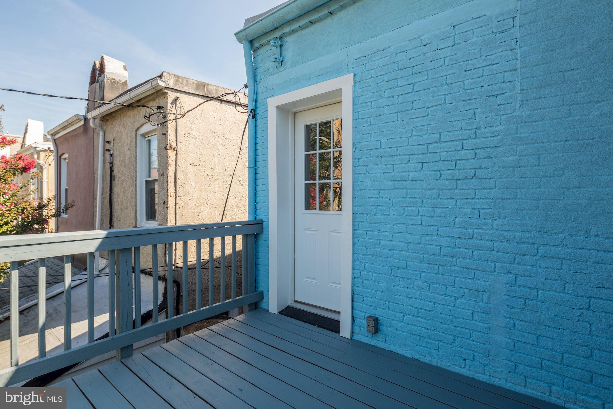 3234 Keswick Road Baltimore, MD 21211 - Photo 32 of 42 Private Rear Deck!
