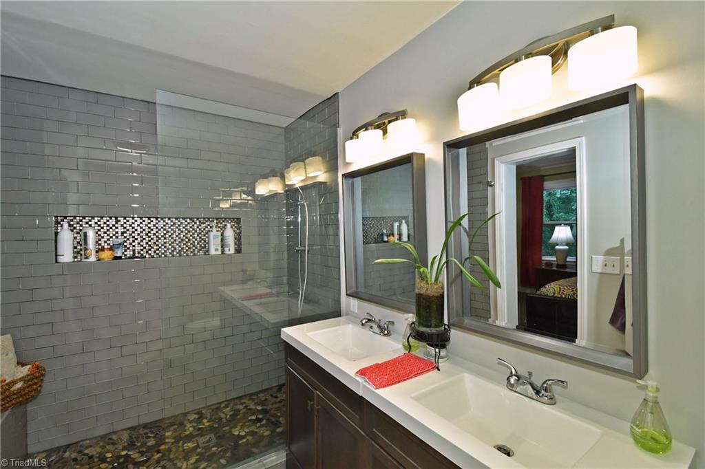 3100 Briarcliffe Road Northwest Winston-Salem, NC 27106 - Photo 14 of 28 Gallery Image 14