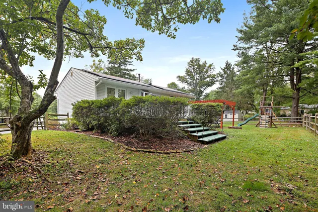 $530,000 | 5033 Three Kings Lane, Columbia, MD 21044