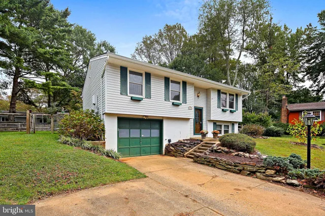 $530,000 | 5033 Three Kings Lane, Columbia, MD 21044