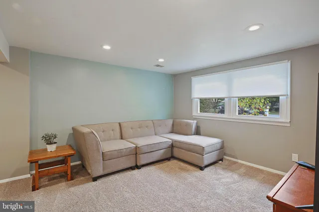 $530,000 | 5033 Three Kings Lane, Columbia, MD 21044