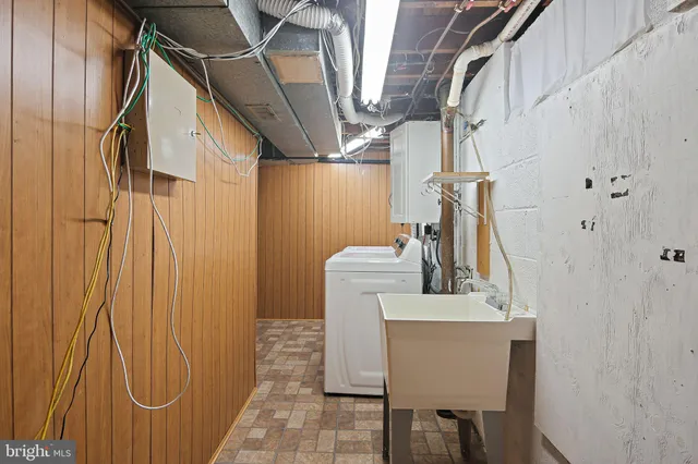 $530,000 | 5033 Three Kings Lane, Columbia, MD 21044