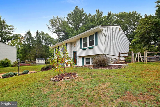 $530,000 | 5033 Three Kings Lane, Columbia, MD 21044