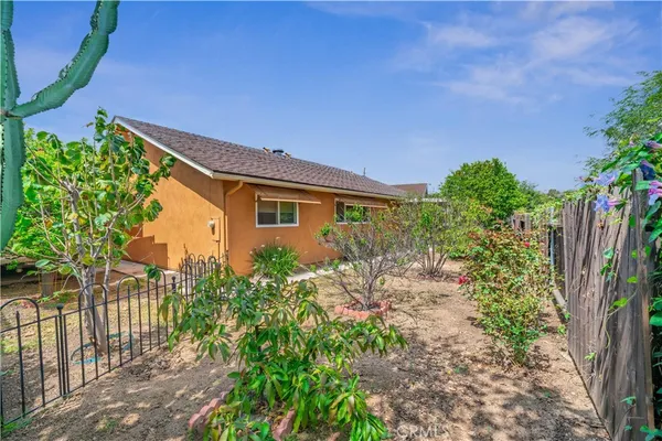 $1,149,000 | 5892 Oak Meadow Drive, Yorba Linda, CA 92886