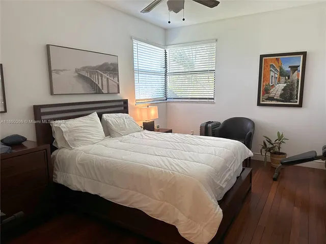 $819,000 | 55 Ocean Ln Drive, Unit 4020, Key Biscayne, FL 33149