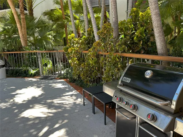 $819,000 | 55 Ocean Ln Drive, Unit 4020, Key Biscayne, FL 33149