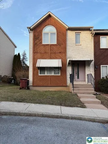 $2,400 | 125 Cornerstone Place, Whitehall, PA 18052