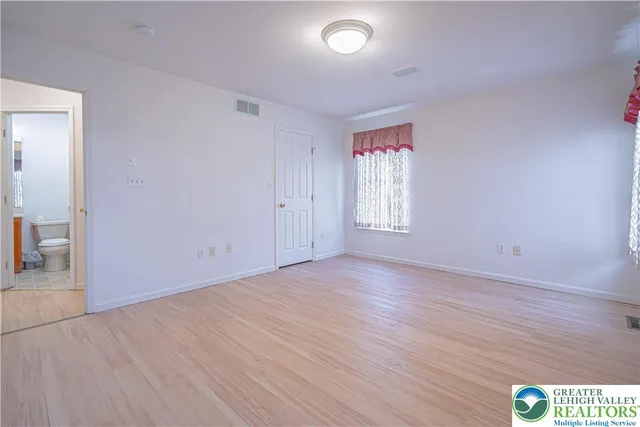 $2,400 | 125 Cornerstone Place, Whitehall, PA 18052