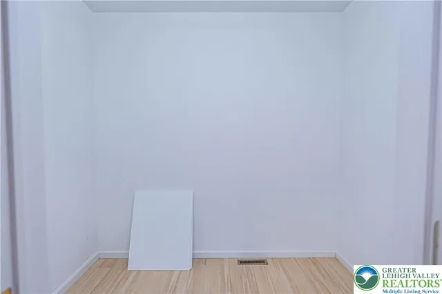 $2,400 | 125 Cornerstone Place, Whitehall, PA 18052