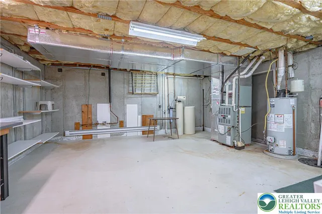 $2,400 | 125 Cornerstone Place, Whitehall, PA 18052