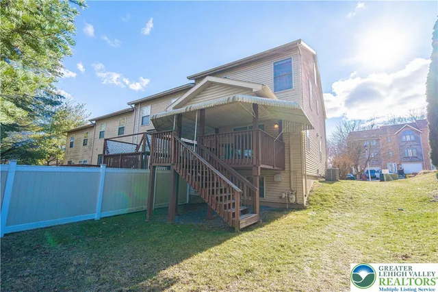 $2,400 | 125 Cornerstone Place, Whitehall, PA 18052