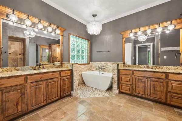 $1,199,900 | 358 Cattlemans Trail, Royse City, TX 75189