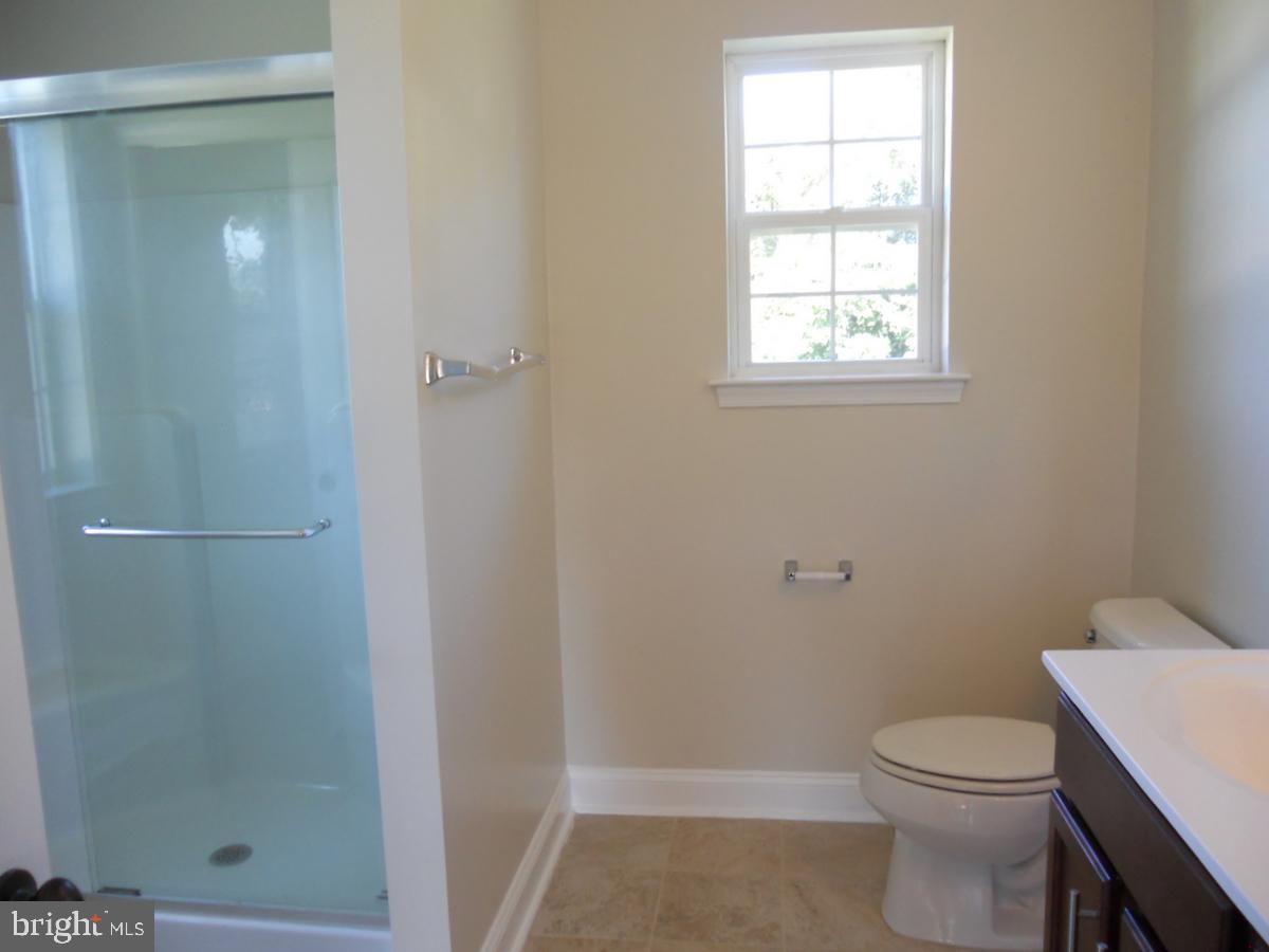 1098 Chews Landing Road Laurel Springs, NJ 08021 - Photo 22 of 31 Primary Full Bathroom w/Stall Shower