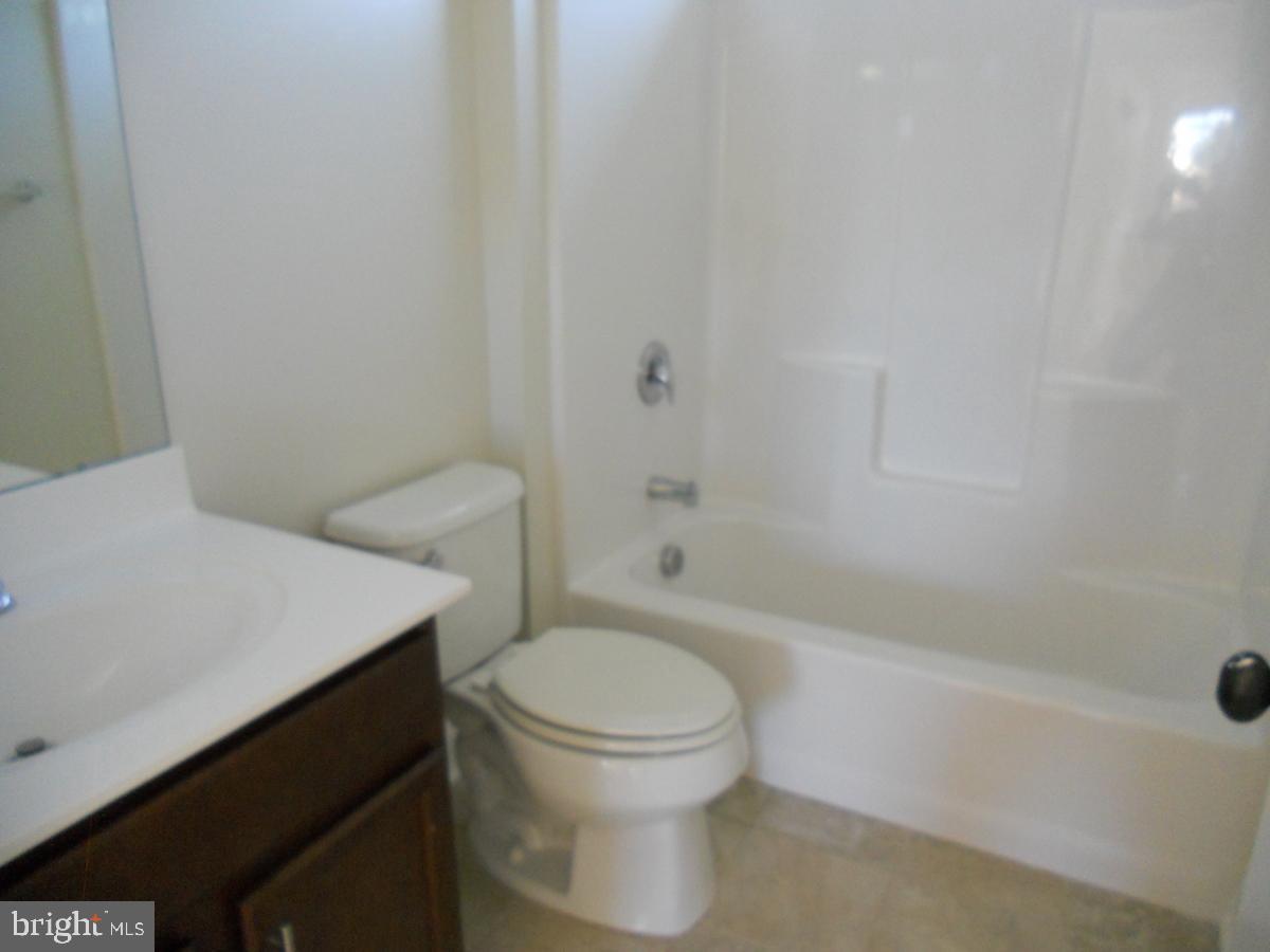 1098 Chews Landing Road Laurel Springs, NJ 08021 - Photo 28 of 31 Hall Full Bathroom