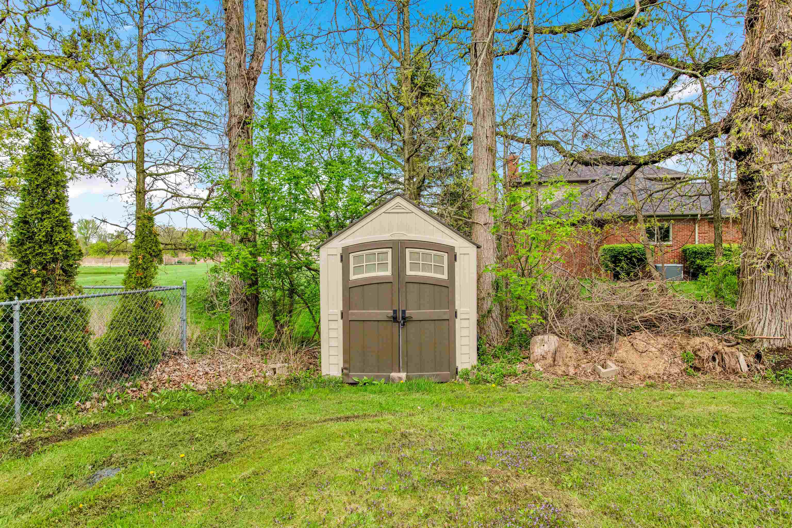 23341 Chapman Road Macomb, MI 48042 - Photo 28 of 32 50173928-f5e27204-08df-406c-a4e9-a2fa1fa5a38f.JPG