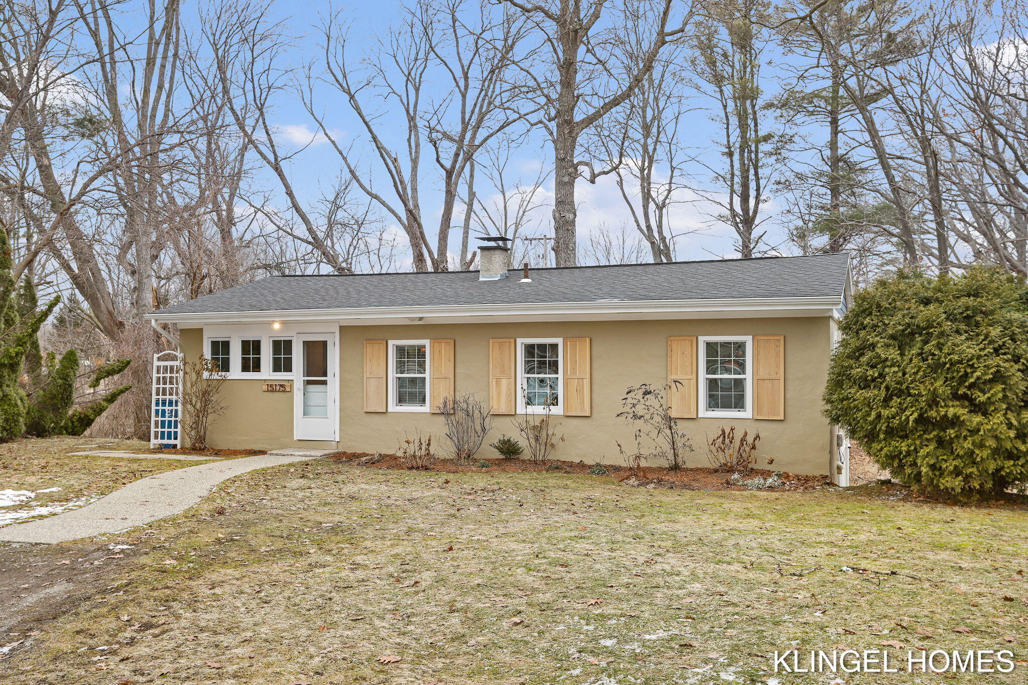 15175 Pruin Street Spring Lake, MI 49456 - Photo 1 of 36 51-web-or-mls-15175-pruin-st